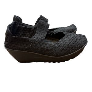 bernie mev. Black Woven Wedges